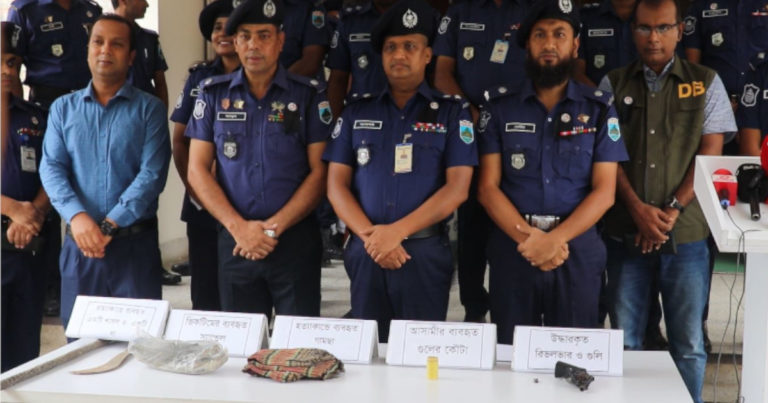 দুটি হত্যাকাণ্ডের রহস্য উদঘাটন করল পুলিশ