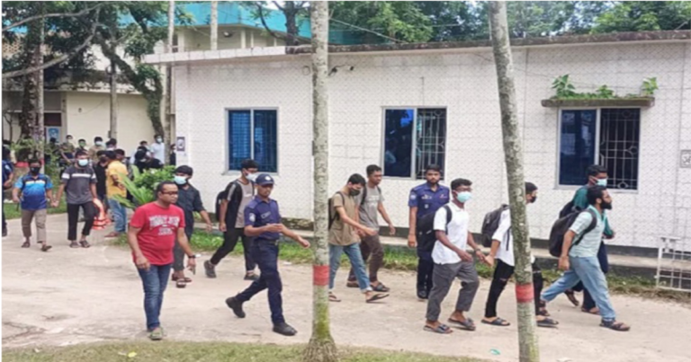 টাঙ্গুয়ার হাওরে গ্রেপ্তার বুয়েটের শিক্ষার্থীসহ ৩২ জনের জামিন মঞ্জুর