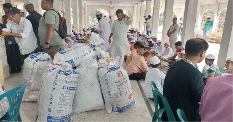 পাগলা মস‌জি‌দ দানবা‌ক্সে পাওয়া গেছে ২৩ বস্তা টাকা, চলছে গণনা
