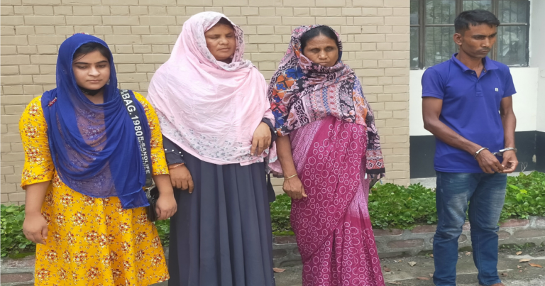 অশ্লীল ভিডিও ধারণ, নারী ইউপি সদস্যসহ আটক ৪