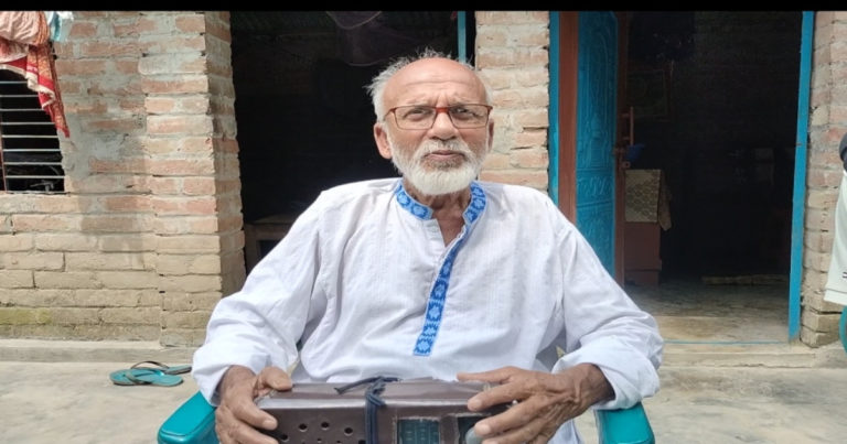 ফকির মোহাম্মদের সঙ্গী ৫৪ বছরের পুরনো রেডিও