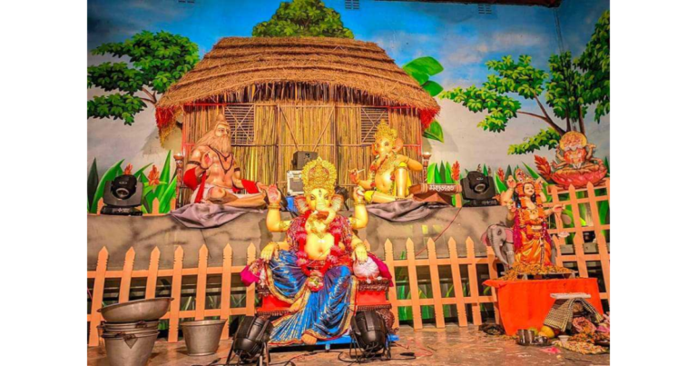 ফেনীতে গণেশ পূজায় হাজারো ভক্তের ঢল