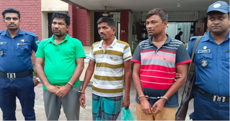 মাগুরায় ইজিবাইক সমিতির সভাপতি আটক