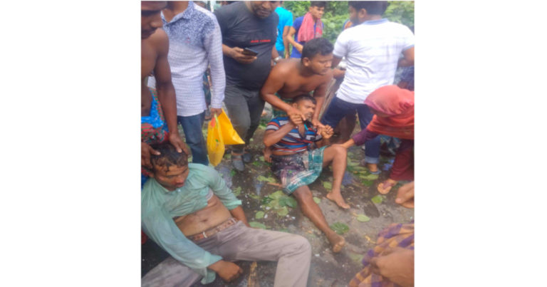 বাস ও আলমসাধুর সংঘর্ষে নিহত ২