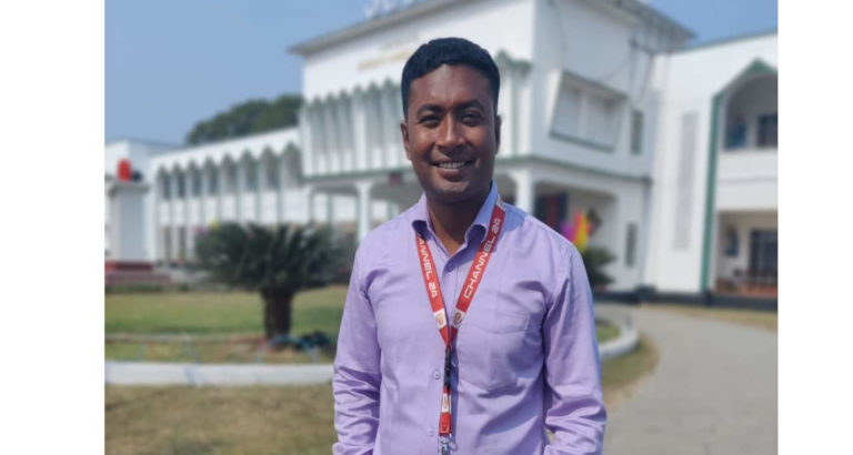 ঝিনাইদহে সাংবাদিকের ওপর সন্ত্রাসী হামলা, বসতঘর ভাঙচুর