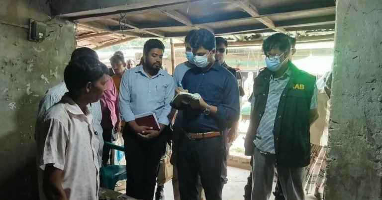 মেহেরপুরে দুটি প্রতিষ্ঠানে ভোক্তা অধিকারের জরিমানা