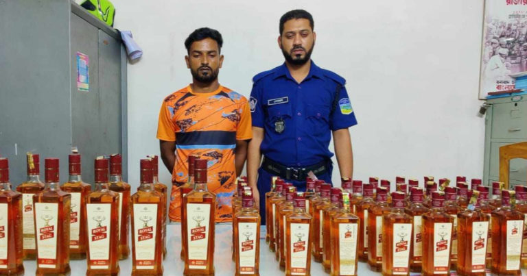 নালিতাবাড়ীতে ভারতীয় মদসহ যুবক আটক
