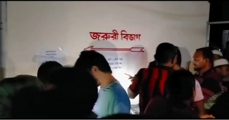 মোটরসাইকেল-ট্রাক সংঘর্ষে নিহত ৩