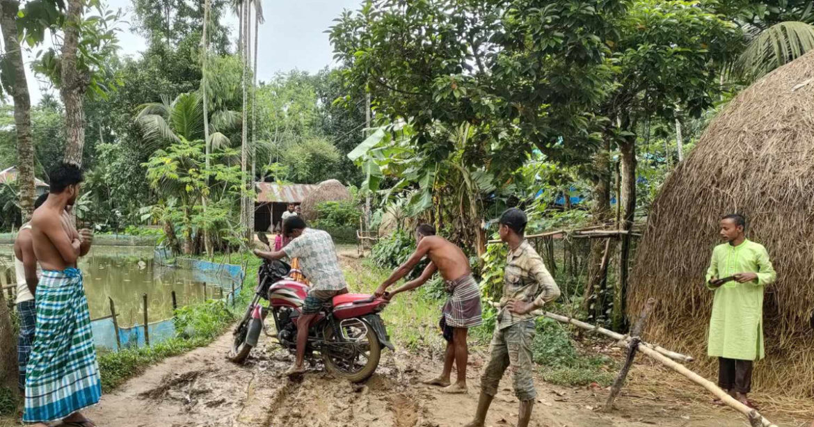 রাস্তার করুনদশা