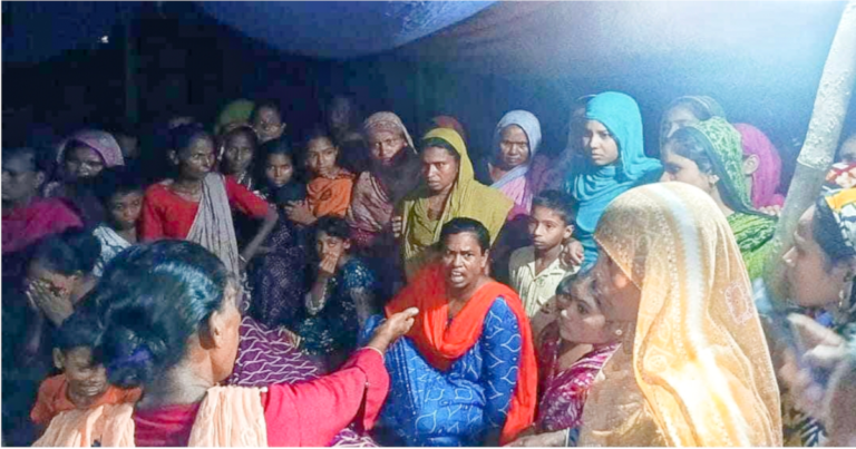 মেহেরপুরে সাপের কামড়ে গৃহবধূর মৃত্যু