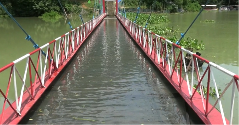 ডুবে গেছে রাঙামাটি আইকন ঝুলন্ত সেতু