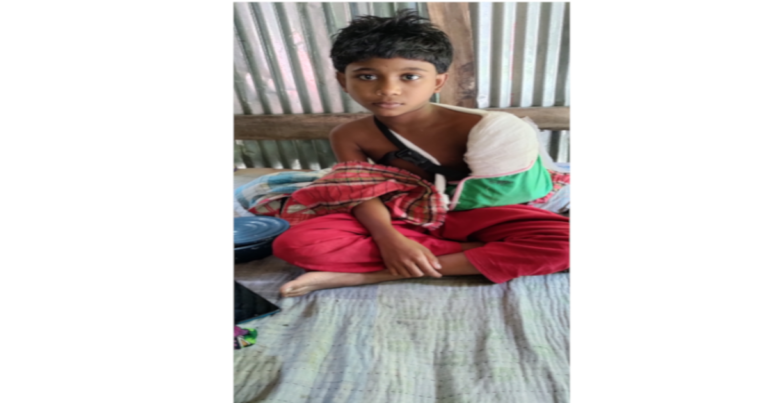 পিরোজপুরে শিক্ষার্থীর হাত ভেঙে দিলেন শিক্ষক