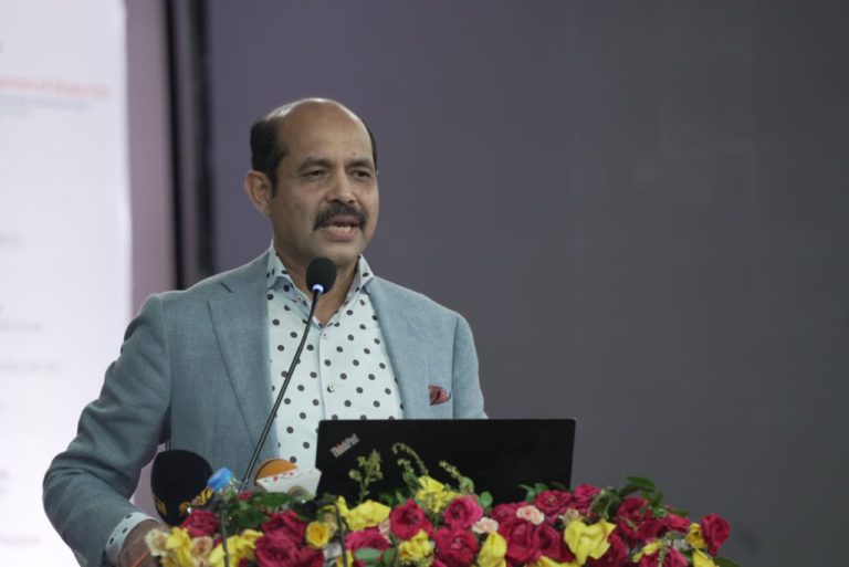 জলাধার ভরাট করে স্থাপনা নির্মাণকারীদের বিরুদ্ধে রুখে দাঁড়ানোর আহবান