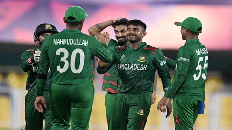 ইংল্যান্ড ম্যাচে ছয় বোলার খেলাবে বাংলাদেশ, বাদ মাহমুদুল্লাহ!