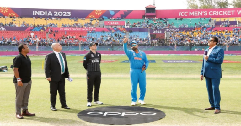 টস হেরে ব্যাট করছে নিউজিল্যান্ড