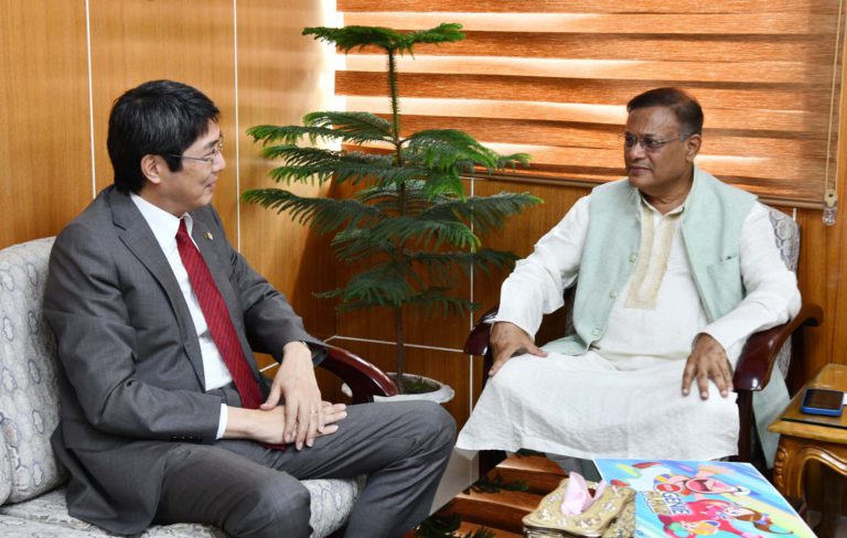 তথ্যমন্ত্রীর সাথে জাপানের রাষ্ট্রদূতের সাক্ষাৎ