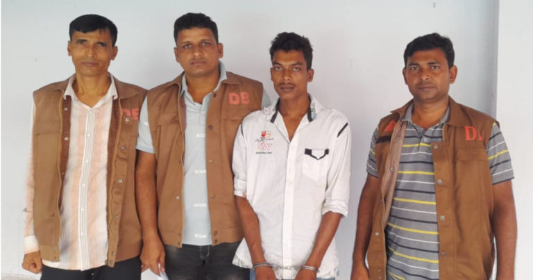 অটোরিকশা ছিনতাইয়ের উদ্দেশ্যে হত্যা, গ্রেপ্তার চার