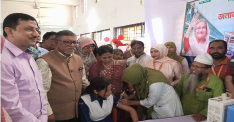 বিএনপি স্বাস্থ্য বিষয় নিয়ে বিভ্রান্তকর তথ্য ছড়িয়েছে- স্বাস্থ্য মন্ত্রী