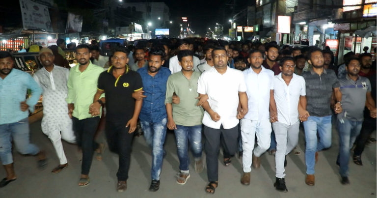 গোলাগুলির ২৪ ঘণ্টায়ও মামলা-গ্রেপ্তার হয়নি,সড়ক অবরোধের হুঁশিয়ারি ছাত্রলীগের
