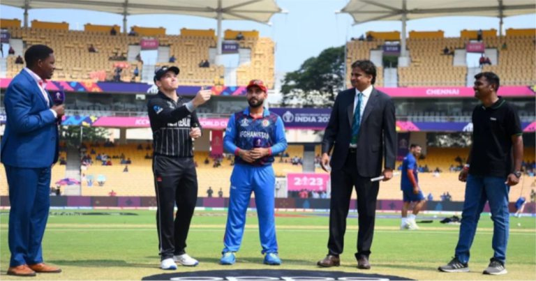 টস হেরে ব্যাট করছে নিউজিল্যান্ড