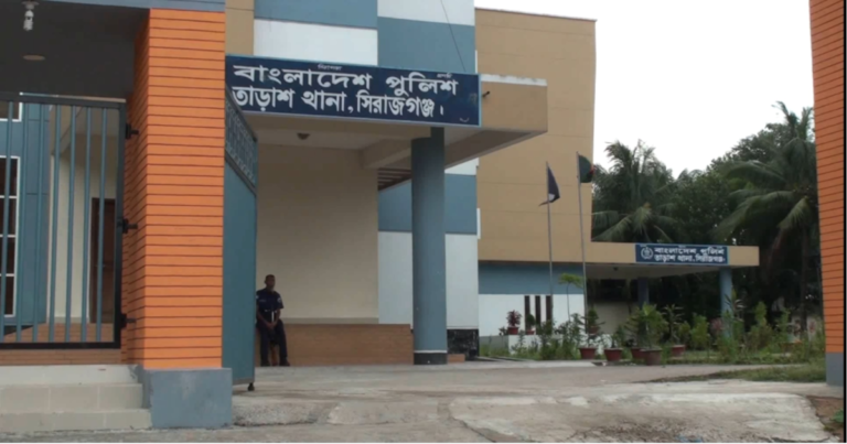 সিরাজগঞ্জে সড়ক দুর্ঘটনায় স্কুল ছাত্রের মৃত্যু
