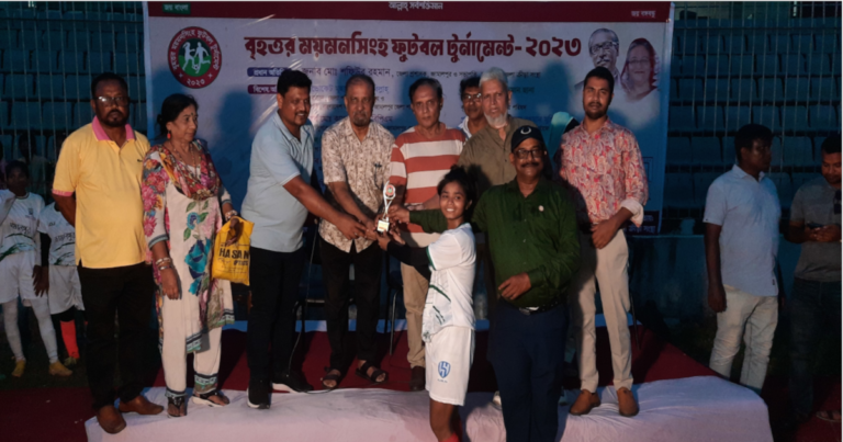 জামালপুরে জেলা পর্যায়ে নারী ও পুরুষ ফুটবল খেলার উদ্বোধন