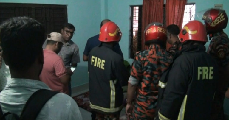 স্ত্রীর সাথে অভিমান করে স্বামীর আত্মহত্যা