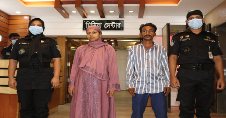 শরবতের সাথে চেতনানাশক মিশিয়ে ৩ জনকে গলা কেটে হত্যা