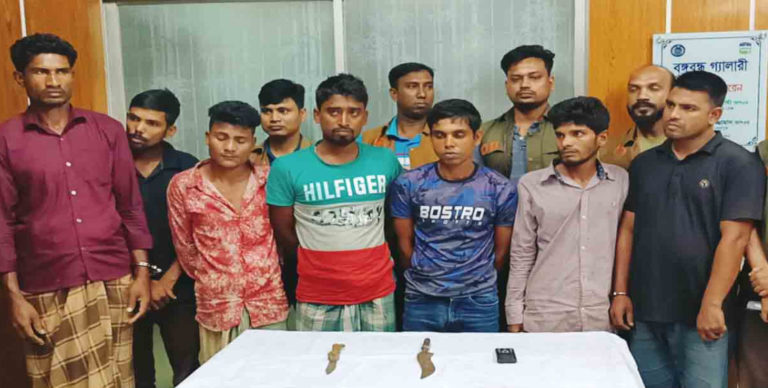 ঝিনাইগাতীতে অটো চালক হত্যায় গ্রেপ্তার ৭