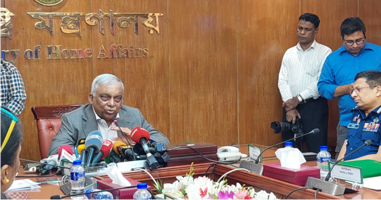২৮ অক্টোবর ঢাকার কোনো প্রবেশপথই বন্ধ হবে না : স্বরাষ্ট্রমন্ত্রী