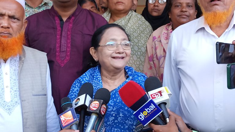‘দেশের উপর বিদেশীদের নজর আমরা কাটিয়ে উঠতে চাই’