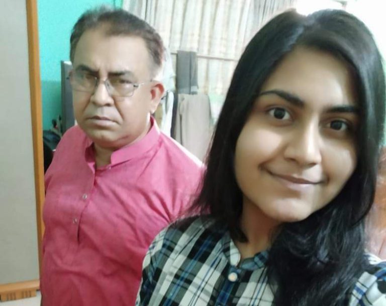 ডেঙ্গুর কাছে হেরে গেল ফেনীর মেধাবী শিক্ষার্থী ইলা