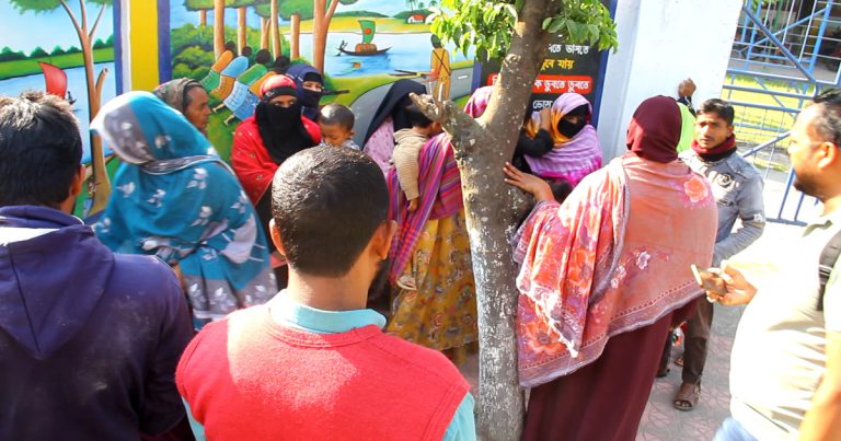 পাবনায় যাত্রীর ছুরিকাঘাতে বাসের হেলপারকে হত্যা, আটক ১
