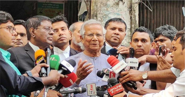 শ্রম আইন লঙ্ঘন মামলায় আদালতে নোবেলজয়ী ইউনূস