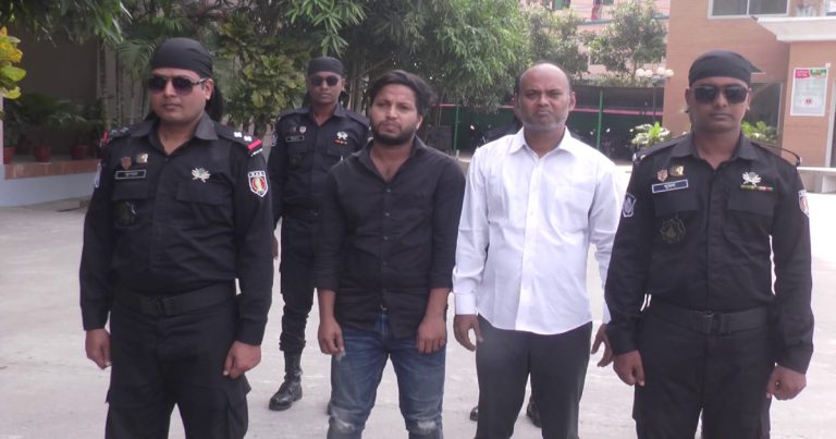 লঞ্চে নাশকতার পরিকল্পনায় ছাত্রদলের ২ নেতা আটক