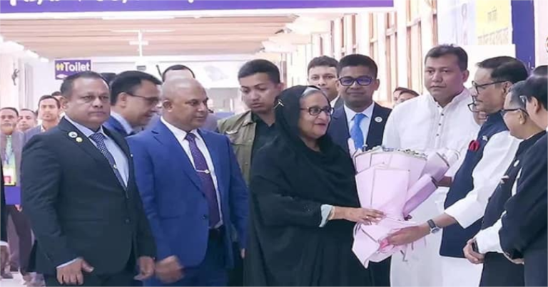 দেশে ফিরেছেন প্রধানমন্ত্রী শেখ হাসিনা