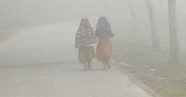 সারাদেশে জেঁকে বসেছে শীত