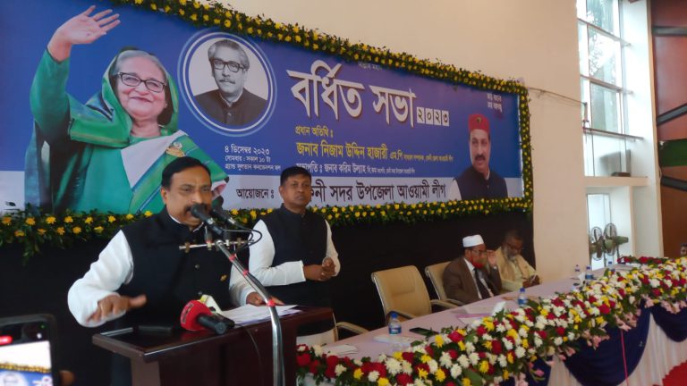 আগুন সন্ত্রাসীদের স্থান ফেনীর কোথাও হবে না: নিজাম হাজারী