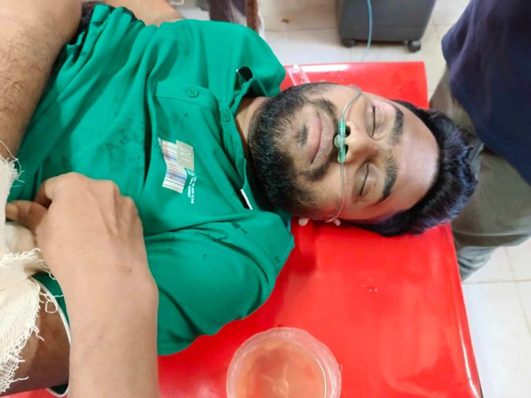সিগারেট খেতে নিষেধ করায় ছাত্রলীগ নেতাকে ছুরিকাঘাত
