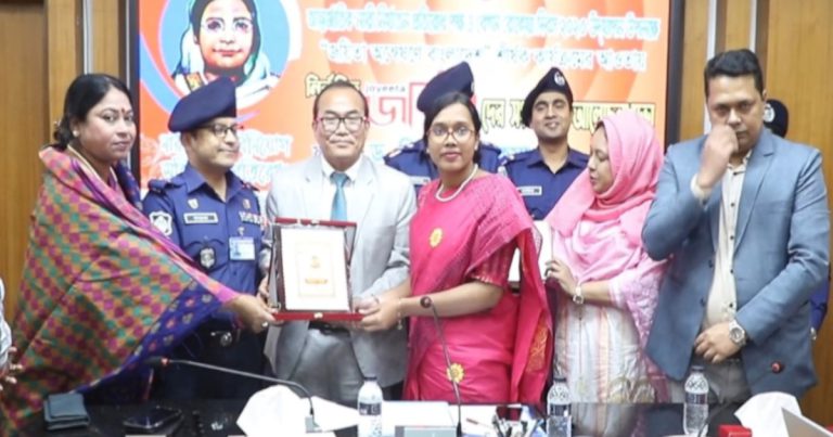 চুয়াডাঙ্গায় বেগম রোকেয়া দিবসের সম্মাননা পেলেন ৫ নারী