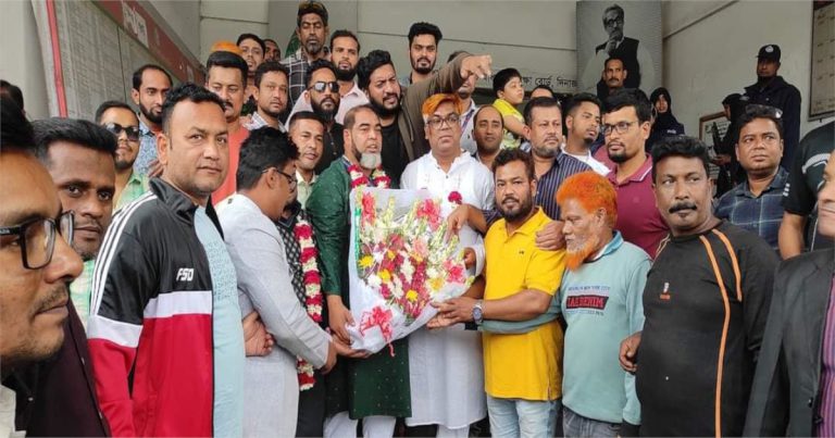 দিনাজপুর শিক্ষা বোর্ড কর্মচারী ইউনিয়নের সভাপতি মাসুদ, সম্পাদক বাবু