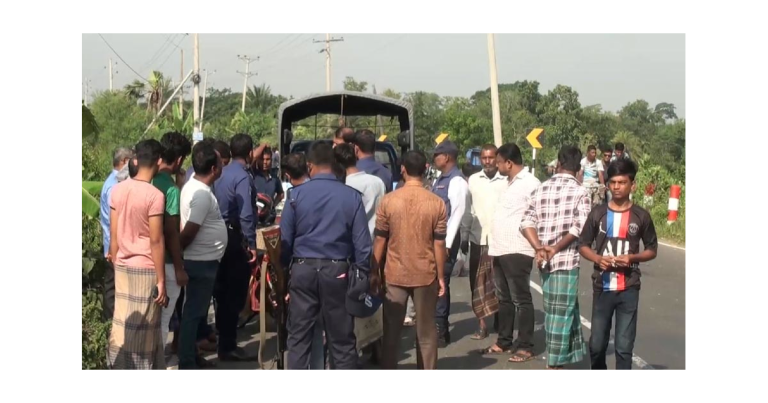 বাগেরহাটে বাসের ধাক্কায় নিহত ২