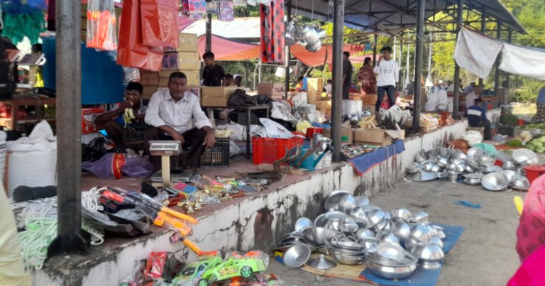 বাংলাদেশ-ভারত সীমান্ত হাট: দৃশ্যপট নেই আগের মত