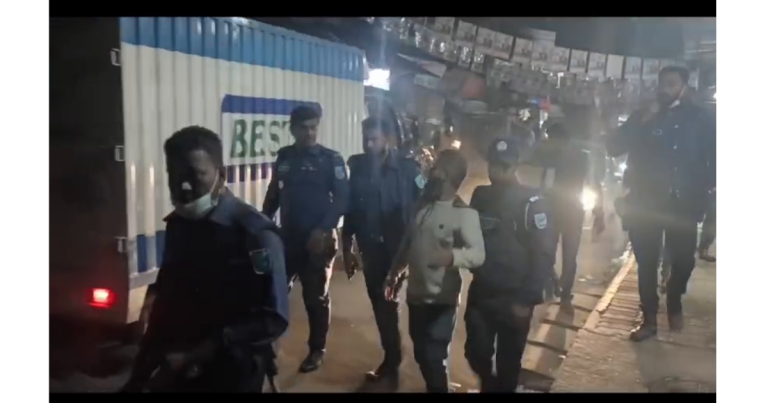 রূপগঞ্জে নৌকার প্রার্থী সমর্থিত দু পক্ষের মধ্যে সংঘর্ষ