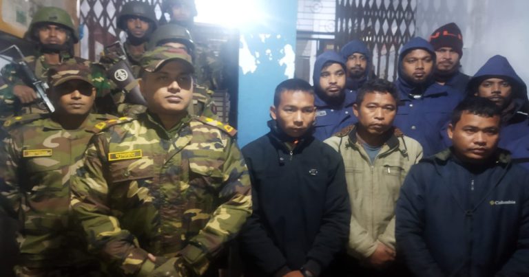 খাগড়াছড়ির অপহৃত ৩ ইউপিডিএফ সদস্য উদ্বার  করে সেনাবাহিনী