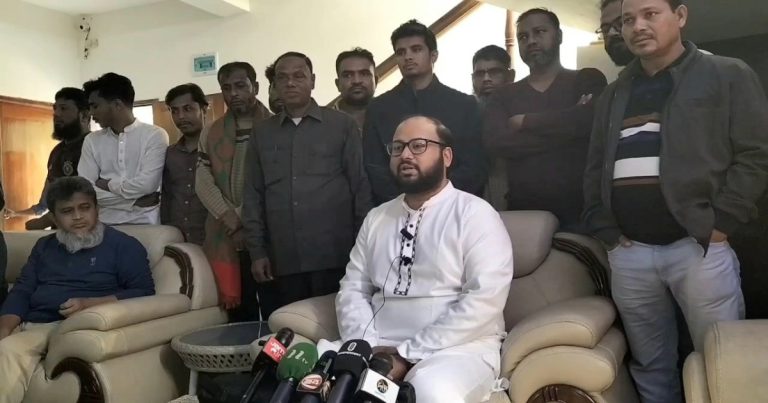 চাঁদপুরে মায়া অনুসারীদের হামলায় স্বতন্ত্র প্রার্থীর ১৫ সমর্থক আহত