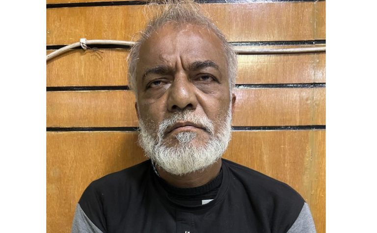 ‘মা’ ডেকে সিএনজিতে তুলে শিক্ষার্থীর শ্লীলতাহানি