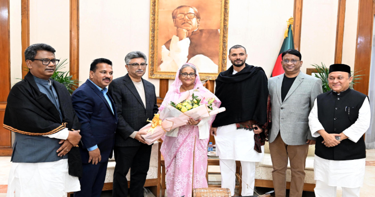 গণভবনে প্রধানমন্ত্রীকে নবনিযুক্ত হুইপদের শুভেচ্ছা