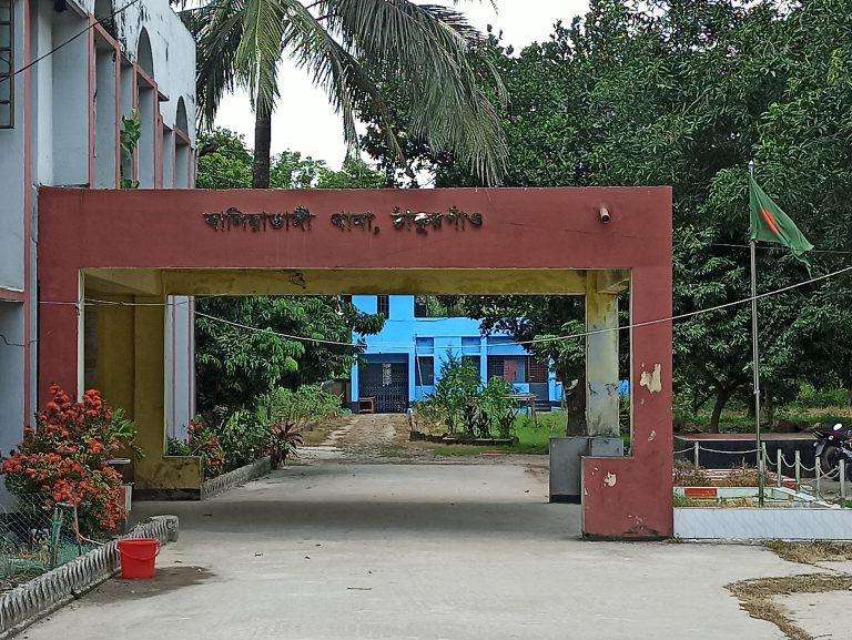 ঠাকুরগাঁওয়ে গৃহবধুর ঝুঁলন্ত মরদেহ উদ্ধার