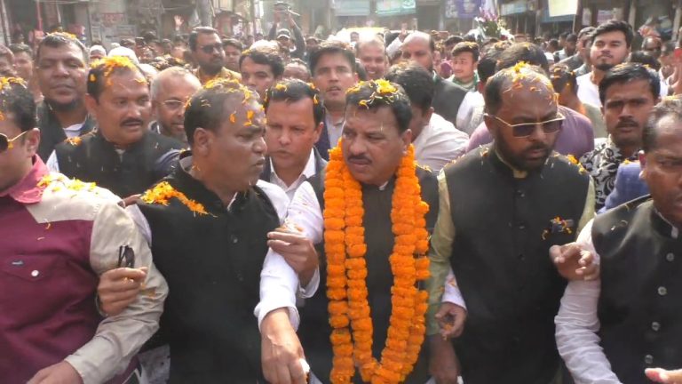 হুইপ নির্বাচিত করায় এমপি বাবুকে নিয়ে আনন্দ মিছিল
